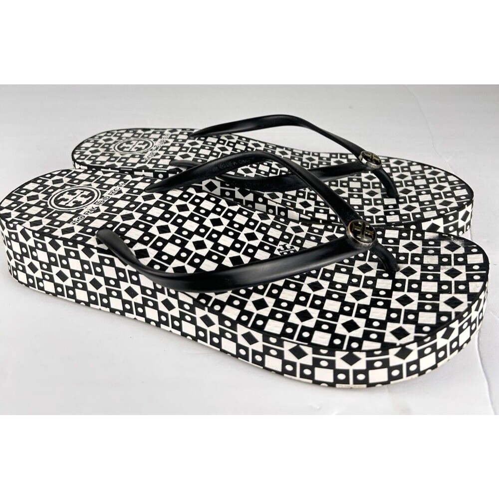 Tory Burch Black White Geometric Wedge Sandal Flip Flops Size US 9 Women’s